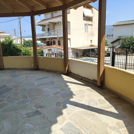 Casa vacanze Helen's House In Loutra *