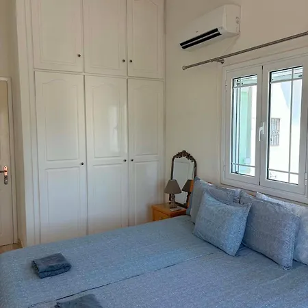 Helen's House In Loutra Holiday home *